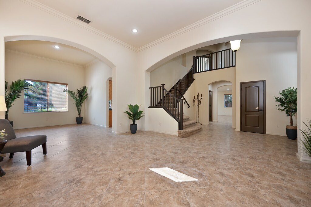 Building Photo - 8441 Briggs Dr