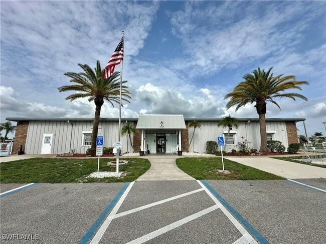 Building Photo - 3165 Bunny Run Dr