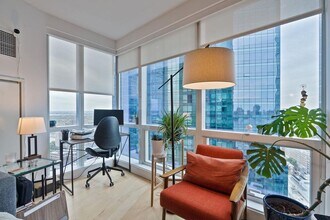 Building Photo - 77 Hudson St