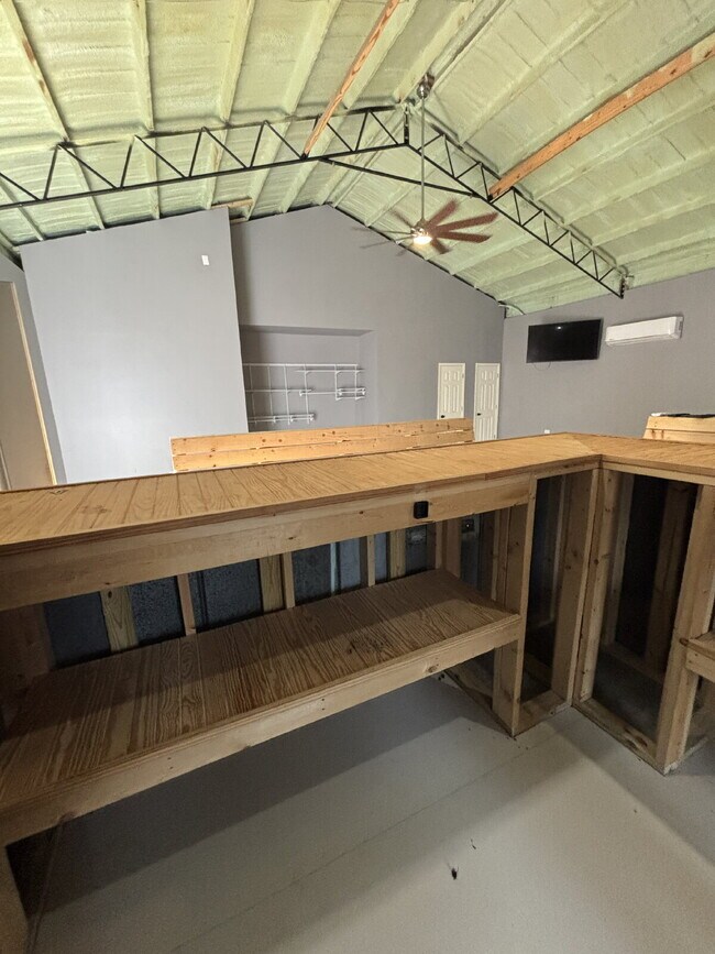 Building Photo - Studio Apartment FOR RENT in Dothan, AL!