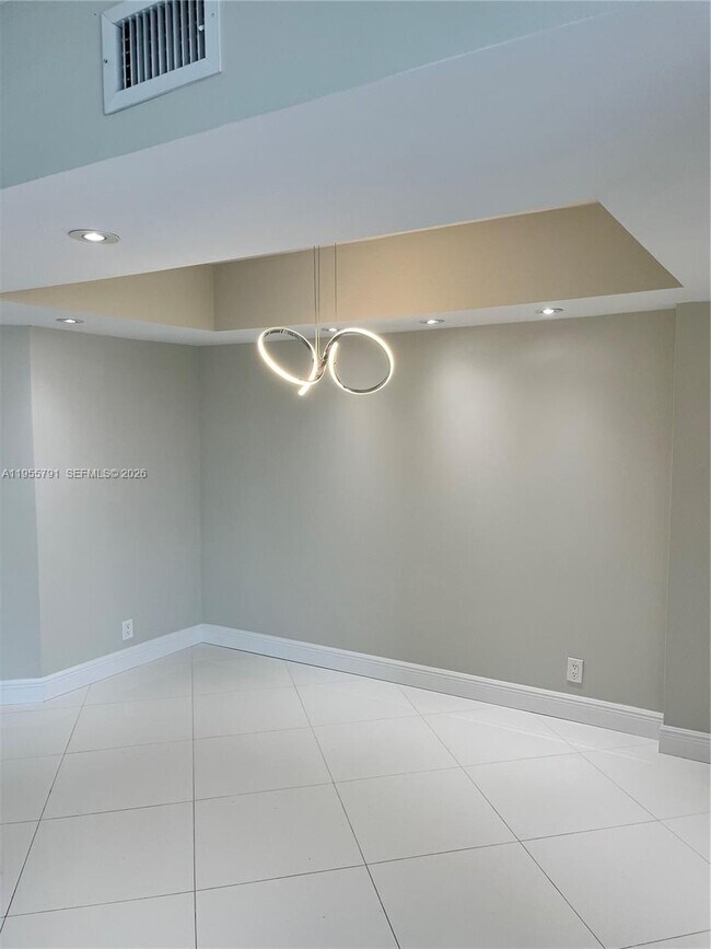 Building Photo - 19707 Turnberry Way