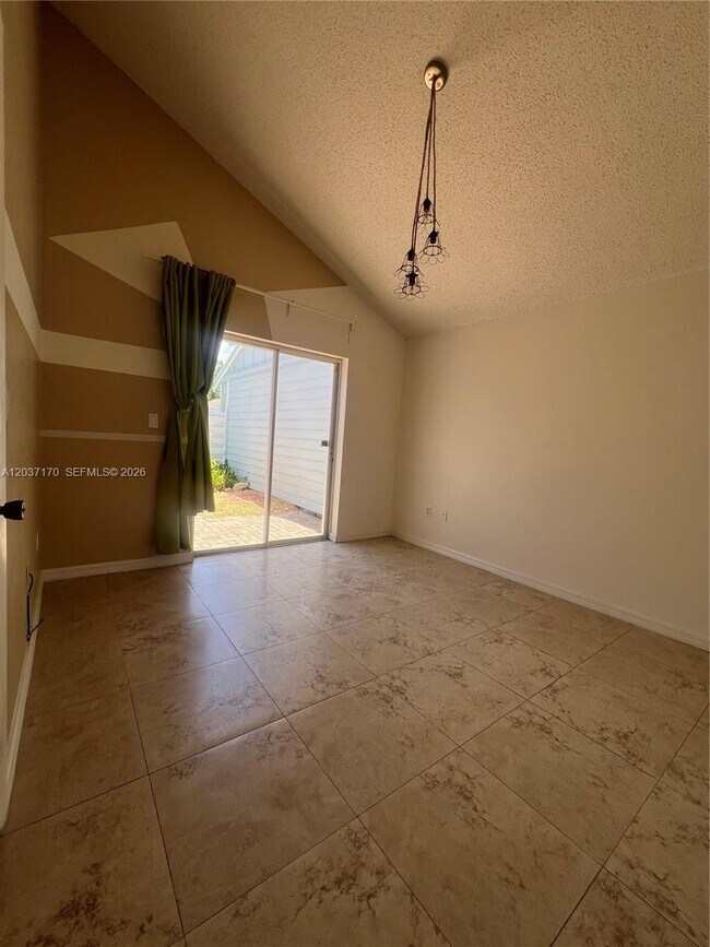 Building Photo - 13742 SW 147th Cir Ln