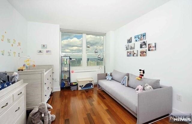 Building Photo - 88 Morgan St