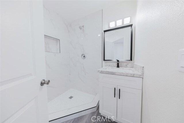 Building Photo - 620 S Lake St