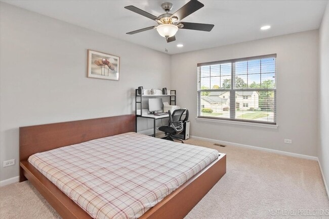 Building Photo - 73 W Illinois Ave