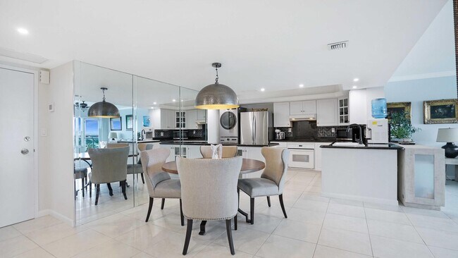 Building Photo - 3550 Galt Ocean Dr