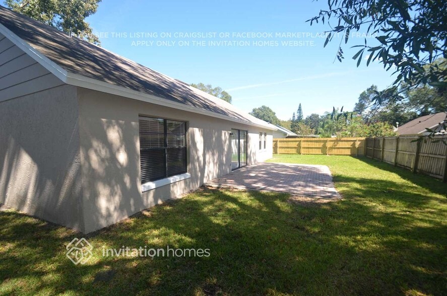 Building Photo - 4806 Foxshire Cir