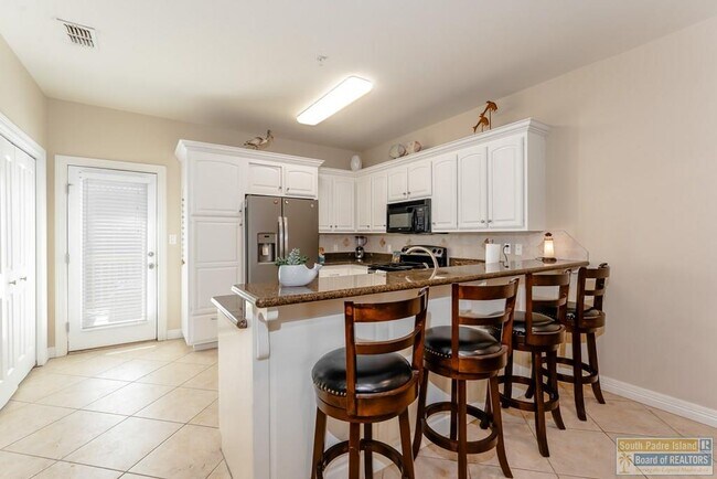 Building Photo - 109 W Cora Lee Dr