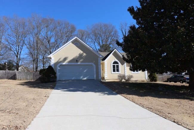 Building Photo - 3 Bedroom Home in Snellville For RENT!