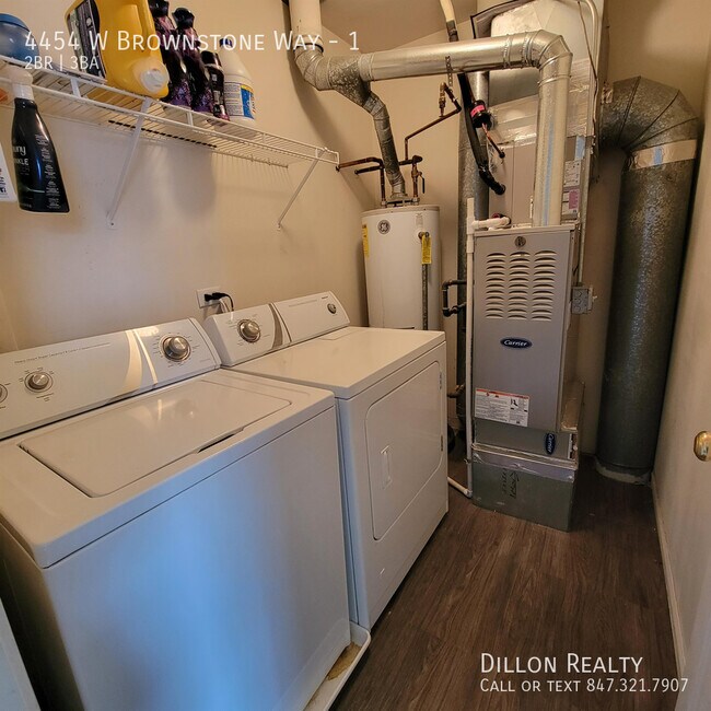 Building Photo - 4454 W Brownstone Way
