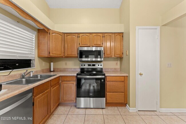 Building Photo - 8138 Corky Ln