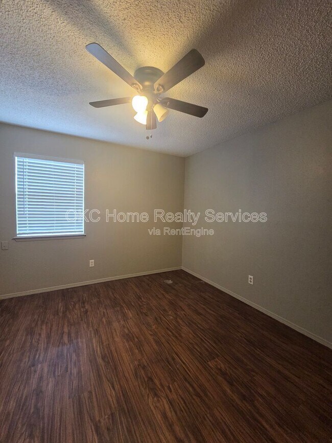 Building Photo - 6715 Lyrewood Ln