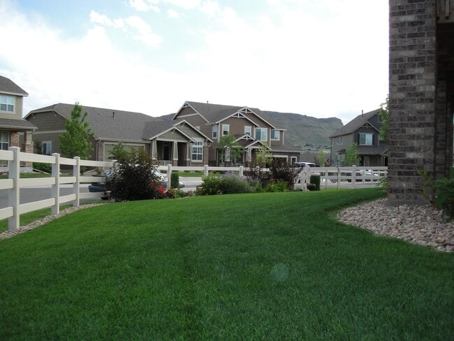Building Photo - Absolutely Stunning West Arvada/Golden Gem...