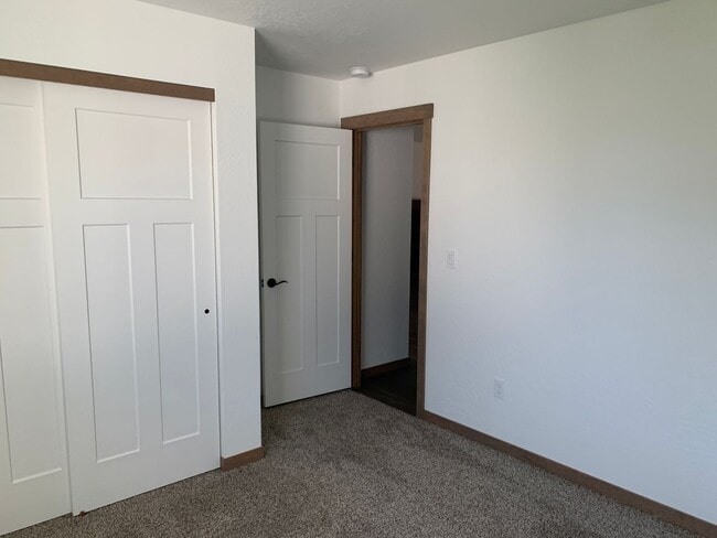 Building Photo - Rathdrum Rancher