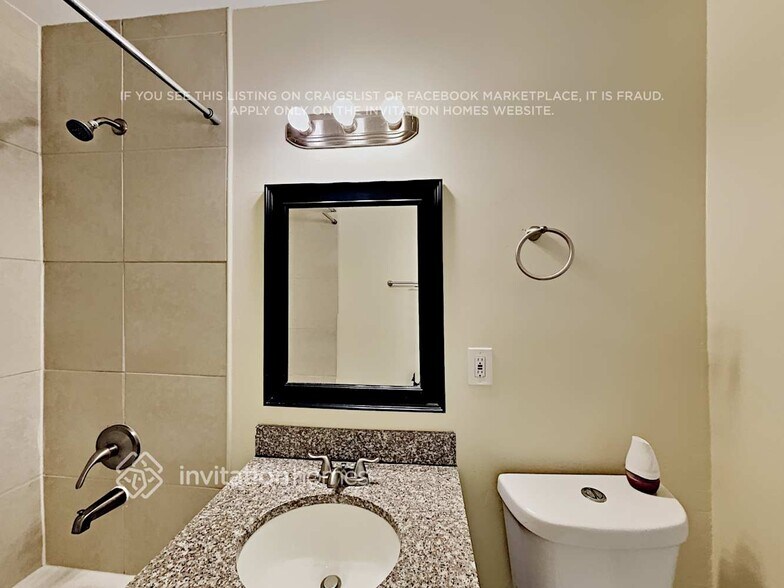 Building Photo - 526 Foresteria Dr