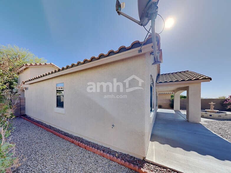 Building Photo - 6688 W Brightwater Way