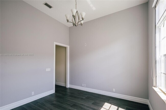 Building Photo - 8239 NW 124th Terrace