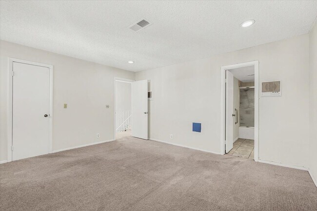 Building Photo - 3463 Monte Carlo Dr