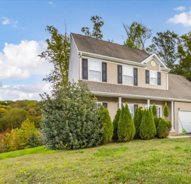 Primary Photo - 154 Flintstone Dr