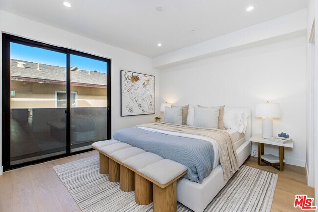 Building Photo - 3808 College Ave