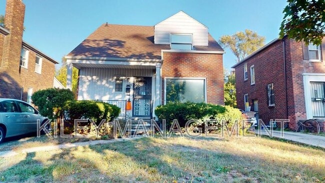 Primary Photo - 16894 Hubbell Ave