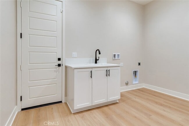 Building Photo - 6548 Canyon Oaks Dr