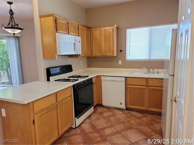 Building Photo - 3260 Mystic Ridge Ct