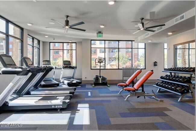Building Photo - 15501 N Dial Blvd