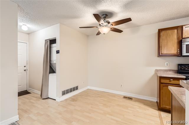 Building Photo - 10212 W 80th Dr