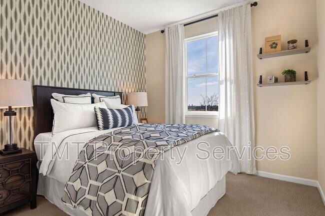 Building Photo - 4429 Rhone Walk