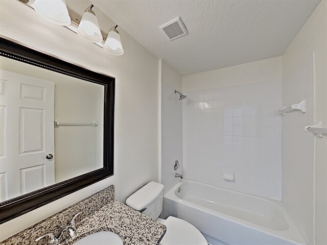 Building Photo - 2033 Fish Eagle St