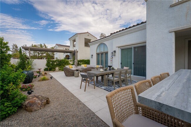 Building Photo - 11824 Kingsbarns Ct