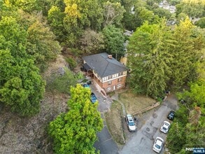 Building Photo - 15 N 17th St