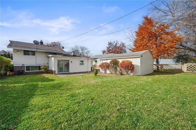 Building Photo - 6677 Crenshaw Dr