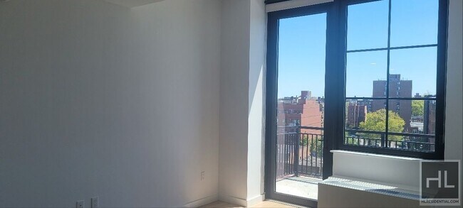 Building Photo - NORTHERN BOULEVARD