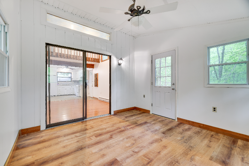 Building Photo - 2129 Southport Dr
