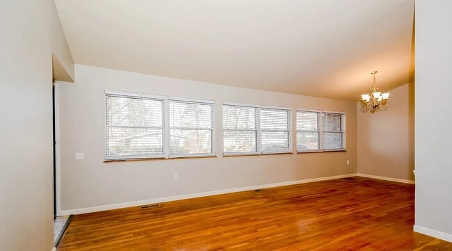 Building Photo - 2370 Stirrup Ln