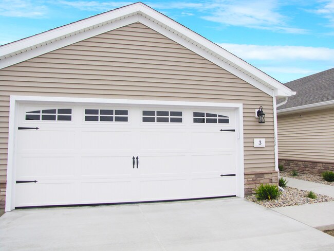 Villa - Villas at Victory Place