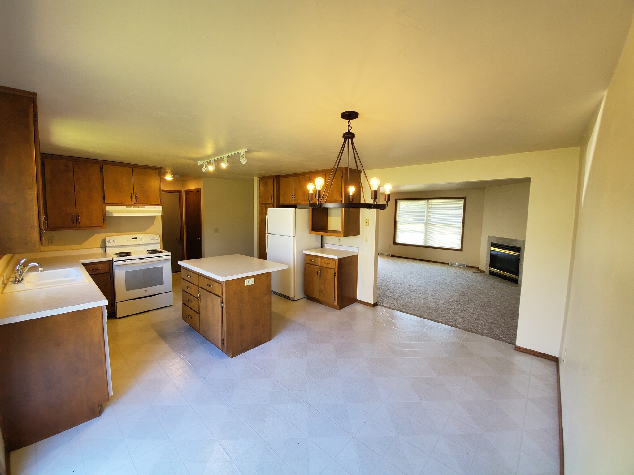 Building Photo - 2586 Telluride Trl