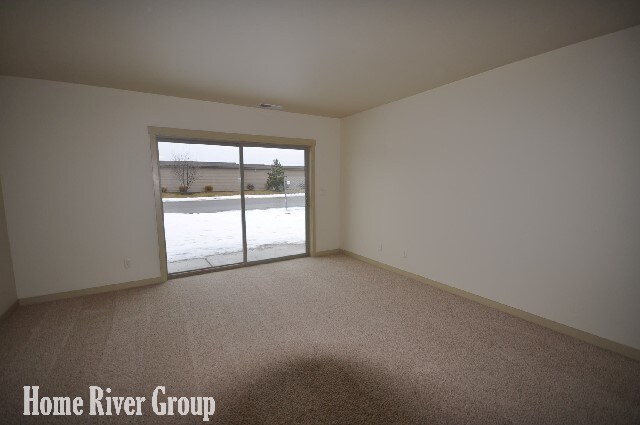 Building Photo - 1576 W Deer Crest St