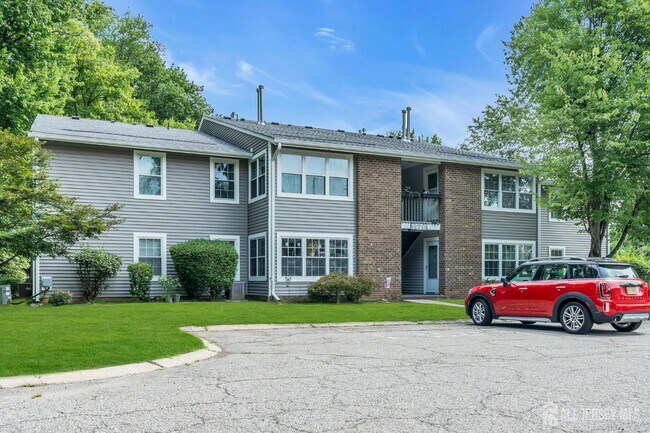 Building Photo - 101 Pennsylvania Way