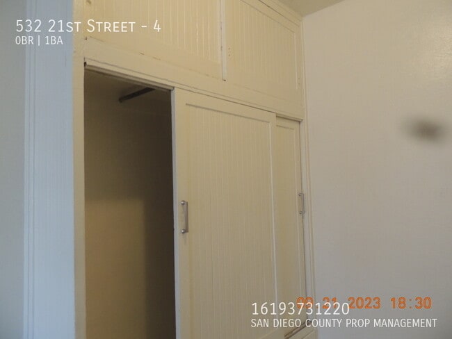 Building Photo - 532 21st St