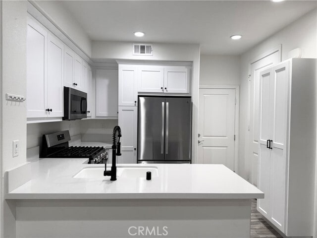 Building Photo - 401 Castiano St