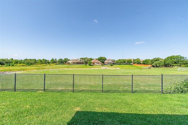 Building Photo - 4193 Fairmeadow Dr