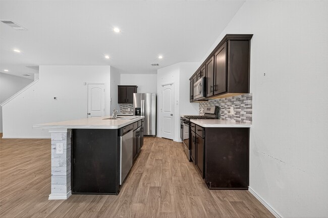 Building Photo - 14128 Upper Gardenia Ln