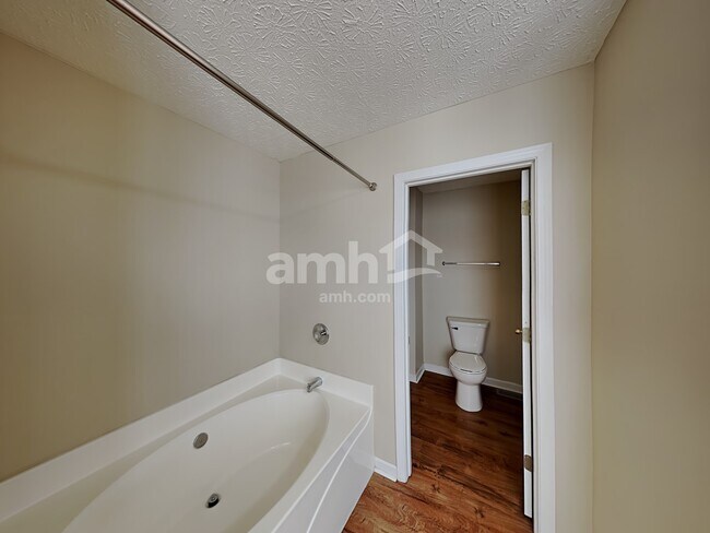 Building Photo - 79 Tabilore Loop