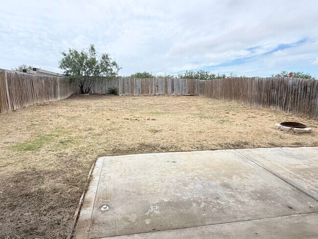 Building Photo - 5407 Simbrah Dr