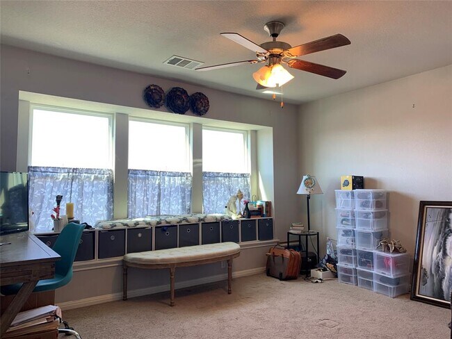 Building Photo - 155 Gambel Oak Way