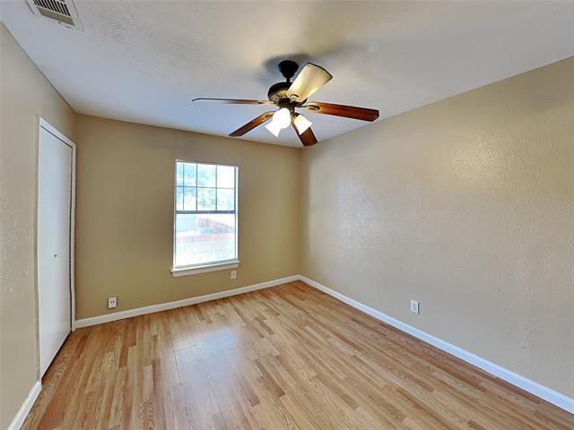 Building Photo - 1386 Southridge Dr
