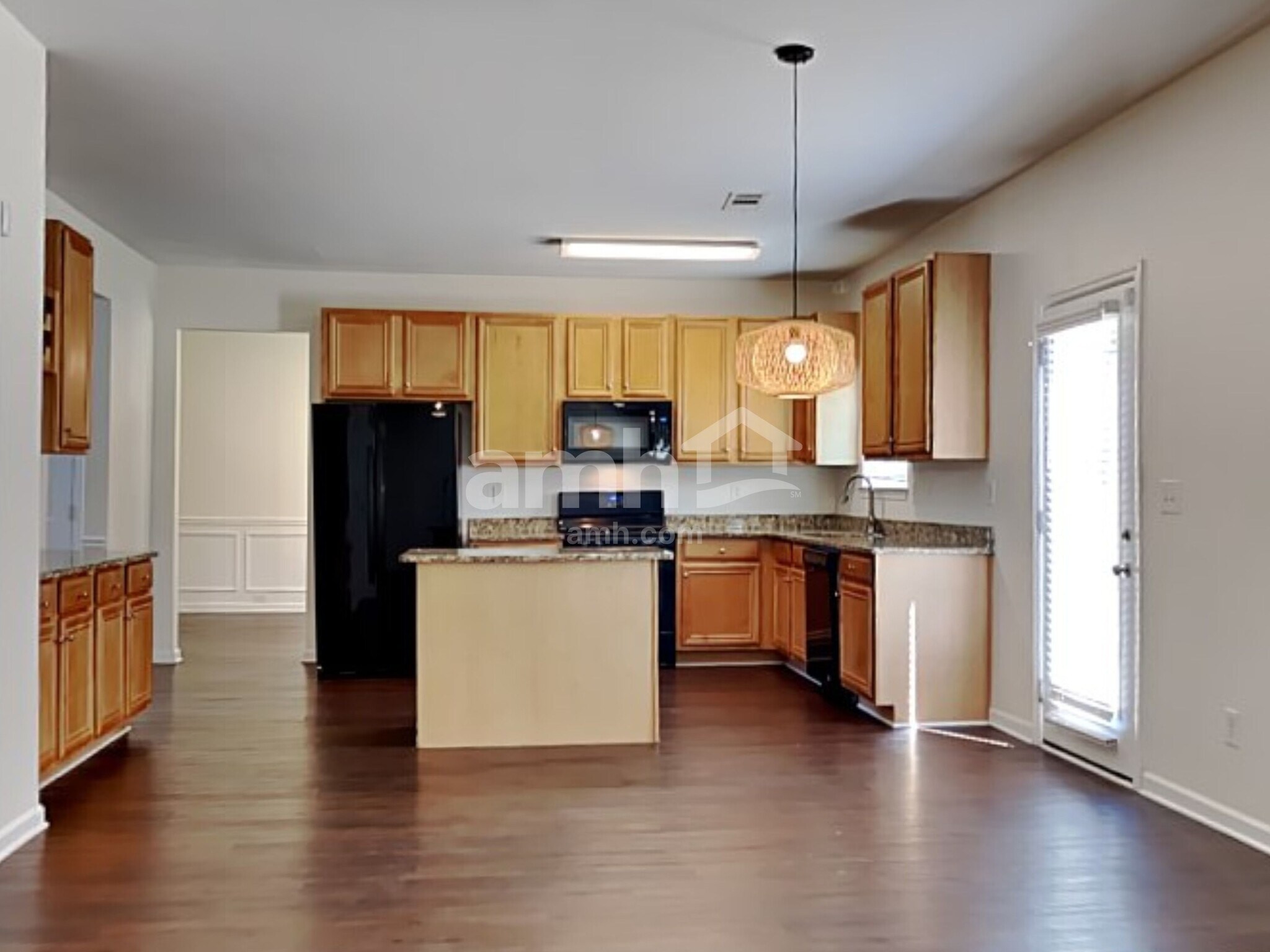 Building Photo - 412 Farmwood Way